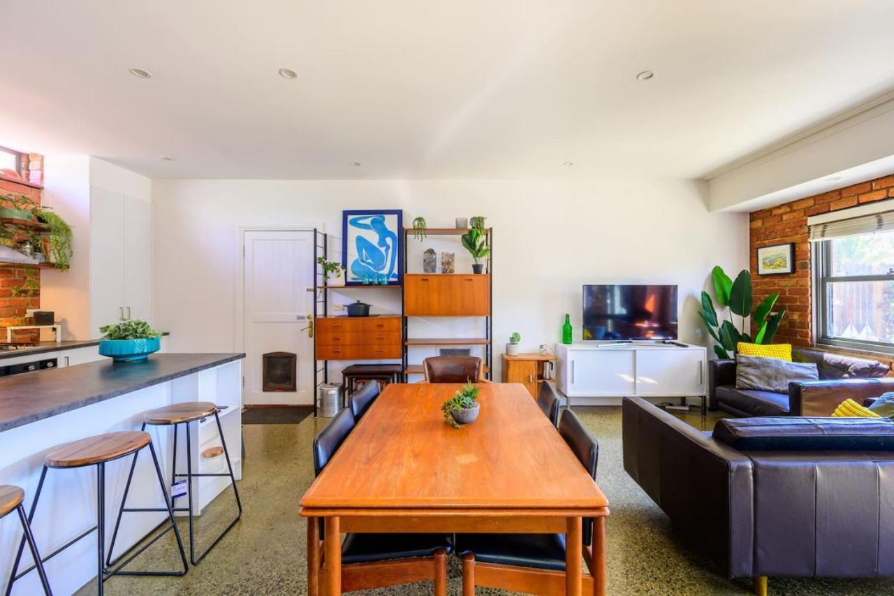 Soho, Warehouse Style Holiday home *