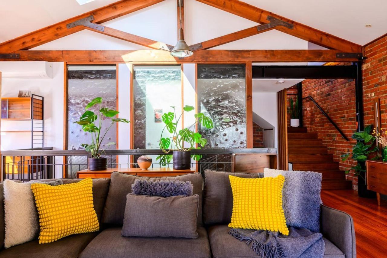 Soho, Warehouse Style Holiday home Melbourne